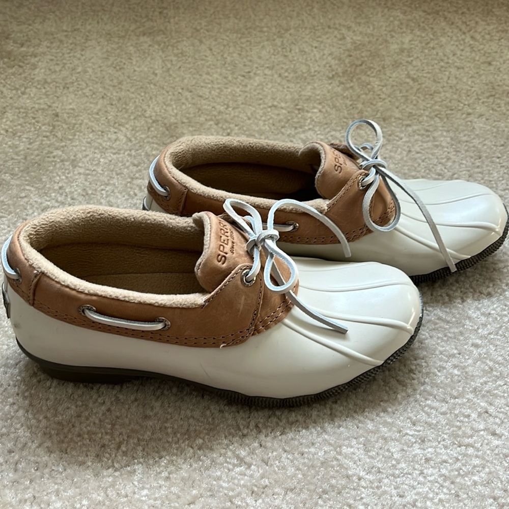 Sperry Women’s Ankle Duck Boots.  Size 8